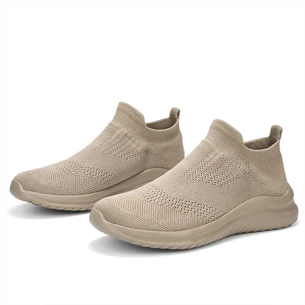 Beige Zachte Nieuwe Nieuwighei - Luxury Lifestyle Training recensie en prijs